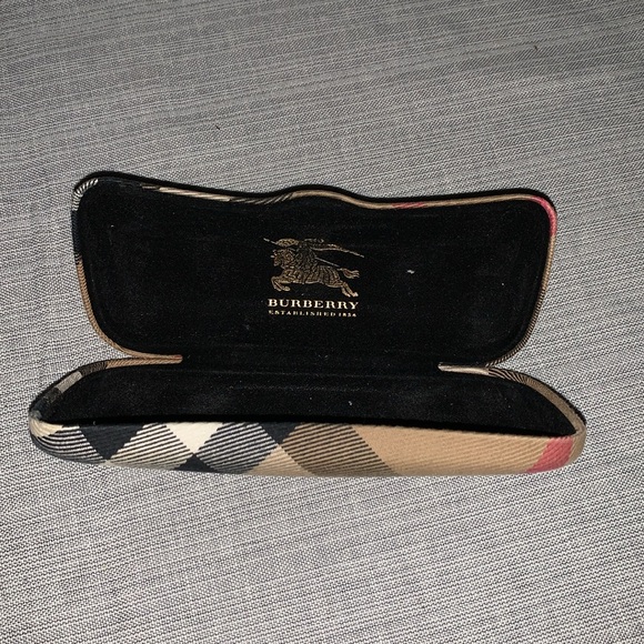 BURBERRY eyeglass case - Picture 2 of 7